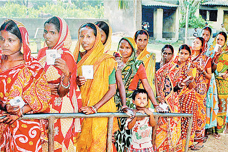 மேற்குவங்க தேர்தல்: முதல் 2 மணி நேரத்தில் 23 சதவீதம் வாக்குப்பதிவு