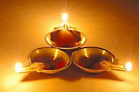 நெடுவாழ்வின் நினைவு வாசகர் கவிதை இரண்டாம் பகுதி