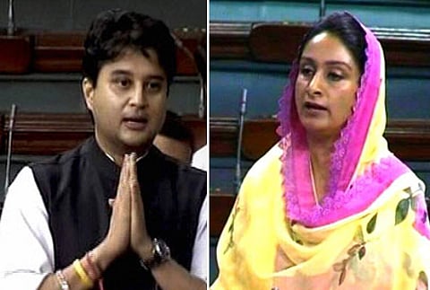 பஞ்சாப்பில் தலித் தாக்கப்பட்ட விவகாரம்: மக்களவையிலிருந்து காங்., திரிணமூல் வெளிநடப்பு