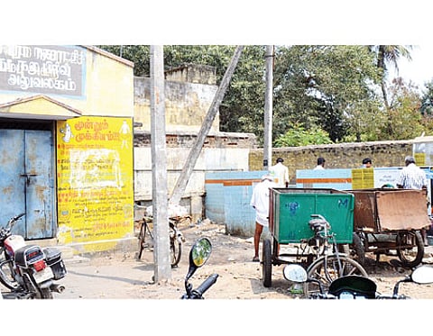 துர்நாற்றம் மிகுந்த காஞ்சிபுரம் பேருந்து நிலையம்