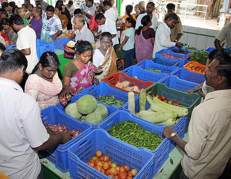 பெண்மையை போற்றுவோம்!