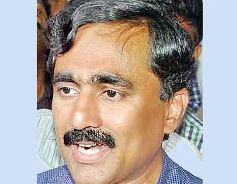 கலாம் சிலையை அகற்ற வேண்டும்: பொன்ராஜ்
