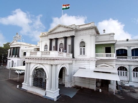 இந்த நாளில் அன்று - (11.09.1985) - தமிழ்நாடு அரசு ஊழியருக்கு கூடுதல் கிராக்கிப்படி - அரசுக்கு ஆண்டுக்கு ரூ.14 கோடி கூடுதல் செலவு