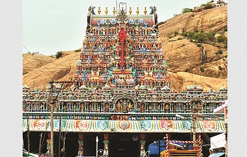 திருப்பரங்குன்றம் சுப்பிரமணிய சுவாமிக்கு போலி பட்டு சார்த்த தடை