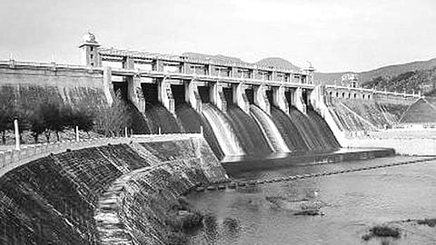 அமராவதி அணை நீரில் உரிமை கோரும் கரூர் விவசாயிகள்