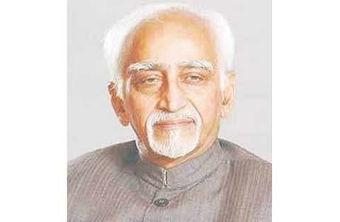 தமிழகத்தில் மாறுபட்ட அரசியல் சூழ்நிலை: ஹமீது அன்சாரி