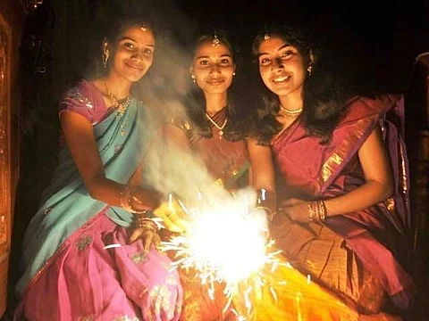 தீபாவளி... செம ஜாலி!