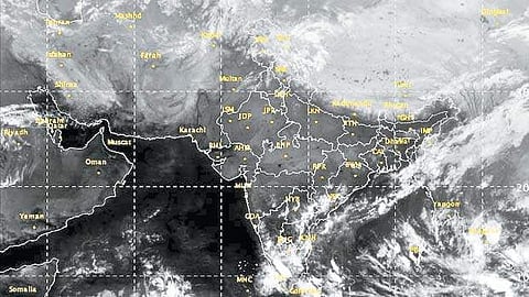 மேலடுக்கு சுழற்சி: தமிழகத்தில் கனமழைக்கு வாய்ப்பு