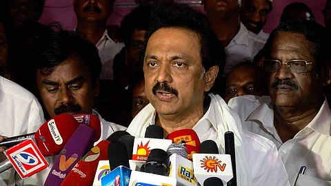 முதல்வர் தேறி வருகிறார் என அமைச்சர்கள் தகவல்: அப்பல்லோ மருத்துவமனையில் ஸ்டாலின் பேட்டி