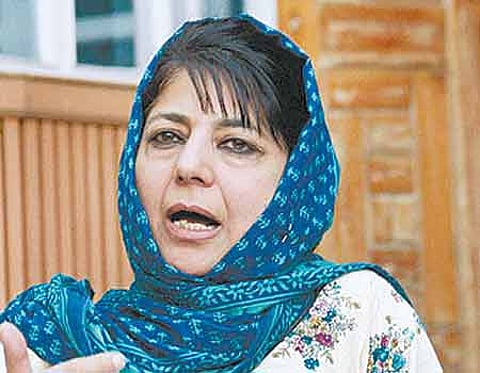 மெஹபூபா முஃப்தி பதவியேற்பு விழாவில் வெங்கைய்யா நாயுடு, ஜிதேந்திர சிங் பங்கேற்பு