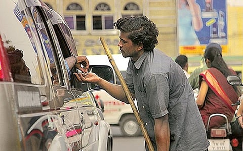 பிச்சை எடுப்பது குற்றமல்ல: மத்திய அரசின் வரைவு மசோதாவில் தகவல்