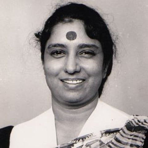 ‘ராமு, நான் ரெடி’ கணவரை பெயர் சொல்லி அழைக்கும் பாடகி ஜானகி