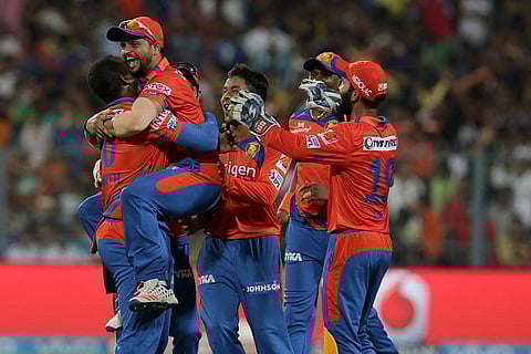 ஐபிஎல் புள்ளிகள் பட்டியல்: கொல்கத்தாவைக் கீழே தள்ளியது ஹைதராபாத்!