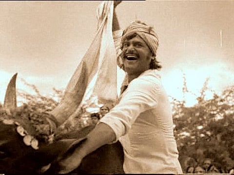 முரட்டுக்காளை 100வது நாள் விழாவில்…