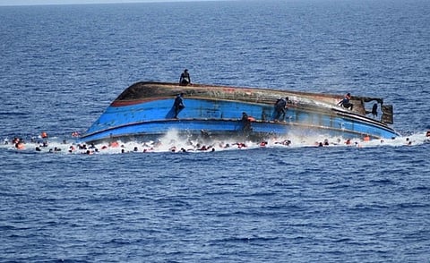 லிபிய கடற்கரையில் ஒதுங்கிய 104 அகதிகள் உடல்