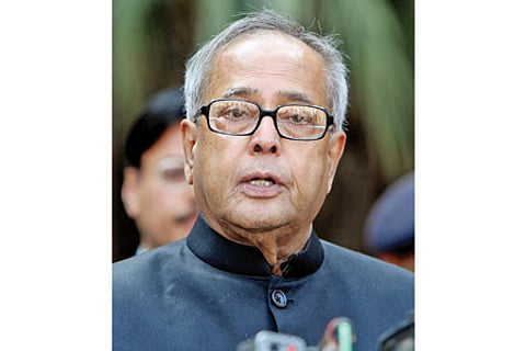 வங்கதேச ரம்ஜான் தொழுகைக் கூட்டத்தில் தாக்குதல்: குடியரசுத் தலைவர் இரங்கல்