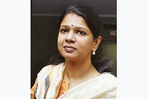 தேச ஒற்றுமையைக் காரணம் காட்டி ஹிந்தியை திணிக்க முயற்சி