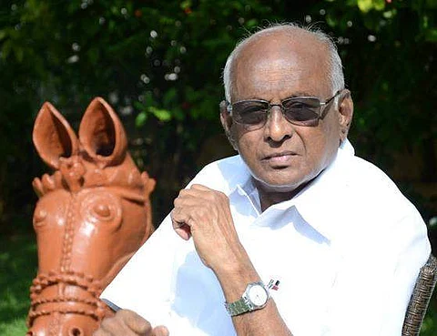 டைரக்டர் கே.பி குடுத்த கடமையை நன்கு முடித்த திருப்தி.
