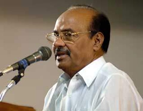 ஒருதலைக் காதல் என்ற பெயரில் பெண்களுக்கு எதிராக தொடரும் வன்முறைகளை அரசு கட்டுப்படுத்த வேண்டும்: ராமதாஸ்