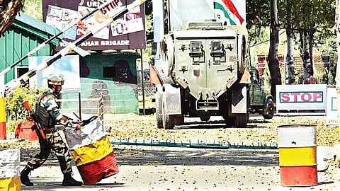 உரி தாக்குதல் முடிவல்ல: காஷ்மீரில் மேலும் சில பயங்கரவாதிகள் பதுங்கியிருக்கலாம்?