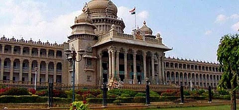 கர்நாடக தேர்தல் சுவாரஸ்யம்: பாஜக வேட்பாளர் பட்டியலில் இவர்களுக்குத்தான் முதலிடம்