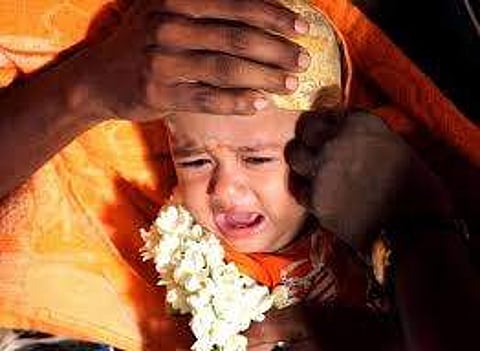 பொம்முக் குட்டிகளுக்குப் பொருத்தமான பொம்மைத் தோடுகள்!