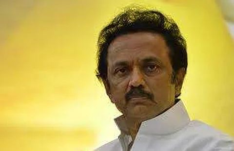 ஜல்லிக்கட்டு விவகாரம்: சிறப்பு சட்டசபை கூட்டத்தைக் கூட்ட ஸ்டாலின் வேண்டுகோள்!