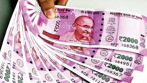 ரூ.50,000 க்கு மேற்பட்ட பணப்பரிவர்த்தனைக்கு வரி விதிக்கப்படுமா? - நிதியமைச்சகம் பதில்!