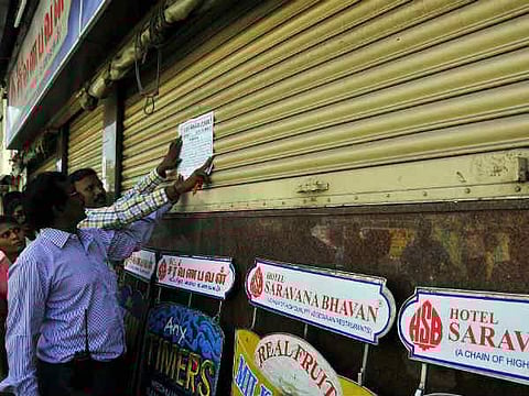 சென்னையில் 9 இடங்களில் உள்ள சரவணபவன் ஹோட்டலுக்கு சீல்