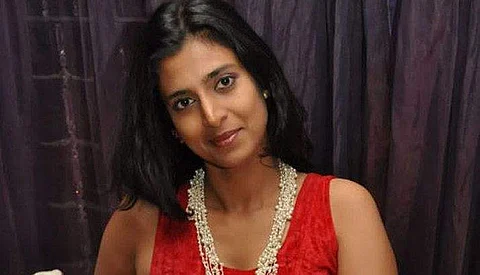 ஜாதிக் கலவரத்தைத் தூண்டுகிறார்: நடிகை கஸ்தூரி மீது காவல் ஆணையர் அலுவலகத்தில் புகார்!