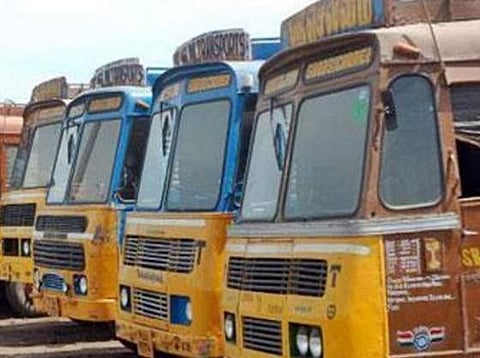 லாரி ஓட்டுநர்களில் 70 சதவீதம் பேருக்கு கண்பார்வை பலவீனம்: என்எச்ஏஐ நடத்திய இலவச பரிசோதனை முகாமில் கண்டுபிடிப்பு