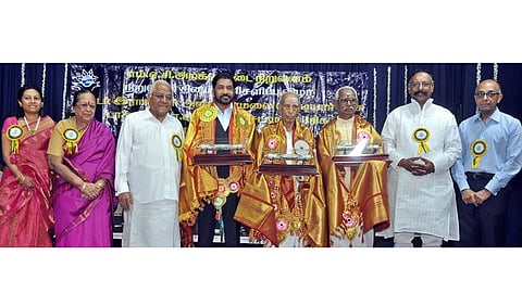 எம்.ஏ.சி.அறக்கொடை நிறுவனர் டாக்டர் எம்.ஏ.சிதம்பரம் செட்டியாரின் 99}ஆவது பிறந்த நாள் விருது வழங்கும் விழாவில் (இடமிருந்து)வள்ளி அருண், தேவகி முத்தையா, ஏ.சி.முத்தையா, தொழிலதிபர் ஏ.டி.பத்மசிங் ஐசக் (டாக்