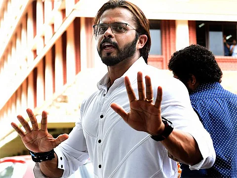 இந்தியாவில் தடை; வெளிநாட்டு அணியில் விளையாடத் தயார்: ஸ்ரீசாந்த்