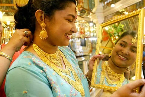 தீபாவளிக்கு நகை வாங்கப் போகிறீர்களா?!