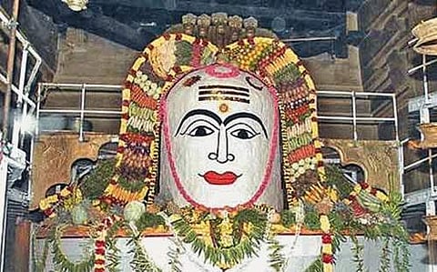 கங்கைகொண்ட சோழபுரம் பிரகதீஸ்வரர் கோயிலில் அன்னாபிஷேகம் துவக்கம்