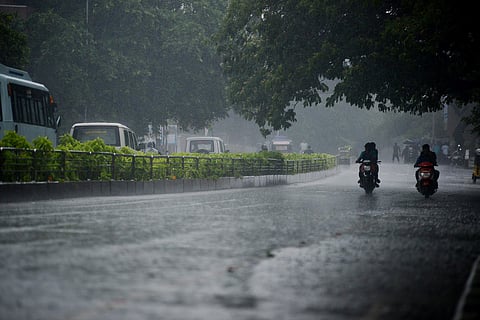 ஏன் தற்பொழுது மழை குறைவு: வானிலை ஆய்வு மையம் சொல்வது என்ன?