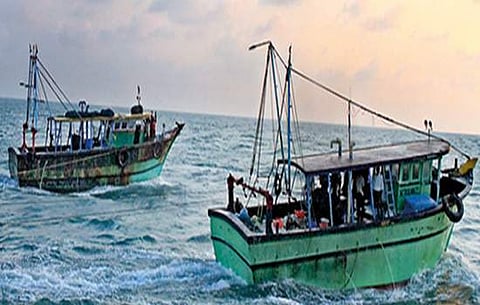 மீனவர்கள் மீது துப்பாக்கிச் சூடு: மன்னிப்புக் கேட்டது கடலோரக் காவல் படை