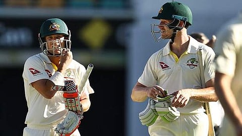 ஆஷஸ் முதல் டெஸ்ட்: வெற்றி விளிம்பில் ஆஸ்திரேலியா