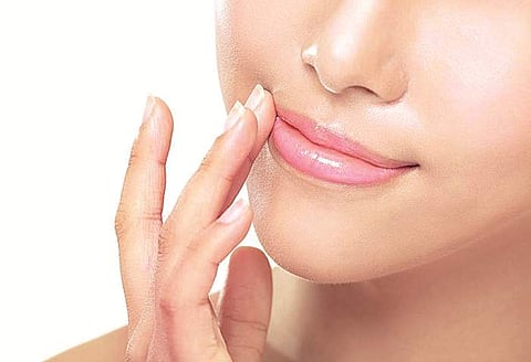 உதட்டை கவனியுங்கள்!