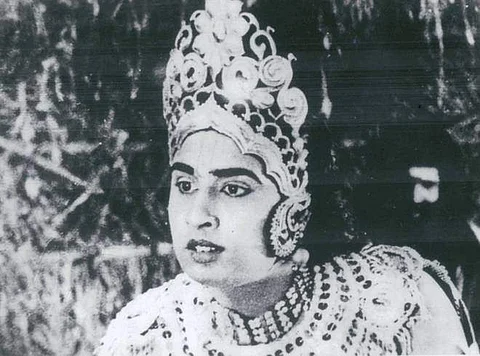 துணை நடிகராக எம்.ஜி.ஆர் பட்ட அவமானங்கள்!