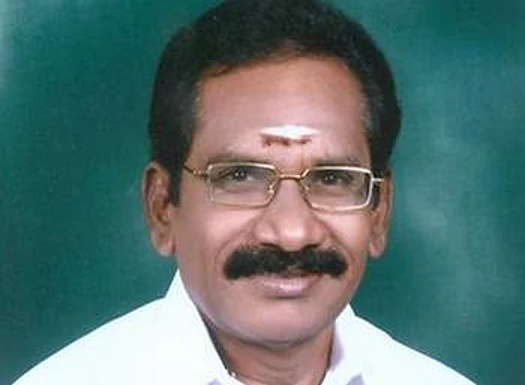 நான் உள்பட அனைத்து அமைச்சர்களும் ஜெயலலிதாவை நேரில் சென்று பார்த்தோம்
