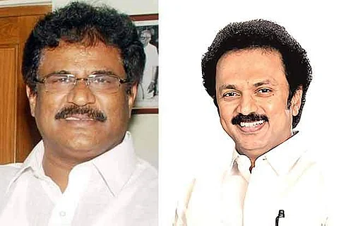 எடப்பாடி பழனிசாமிக்கு எதிராக வாக்களிக்க திமுக மற்றும் காங்கிரஸ் எம்.எல்.ஏக்கள் கூட்டத்தில் முடிவு!