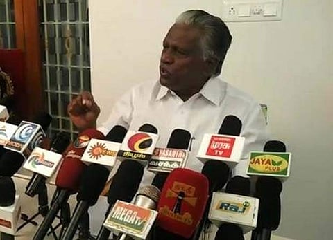 காமராஜா், ராஜாஜி போன்றவர்களுக்கு கடற்கரையில் இடம் தர மறுத்தவர் கருணாநிதி: கே.பி.முனுசாமி