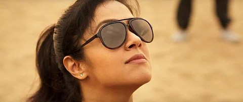 ஜோதிகா நடிக்கும் மகளிர் மட்டும் பட டிரெய்லர்!