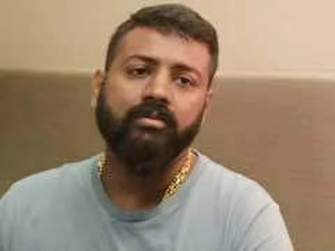 இரட்டை இலை சின்னத்திற்கு லஞ்சம்: தரகர் சுகேஷுக்கு மே 12 வரை நீதிமன்ற காவல்!