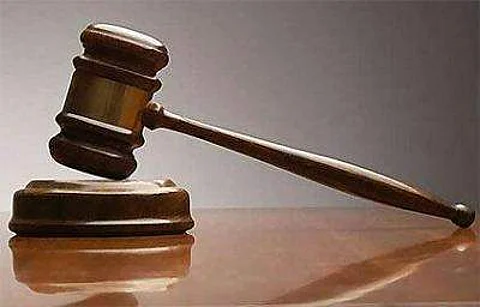 பெண்ணாக இருந்து ஆணாக மாறிய வாலிபர்; மனைவியிடம் 'விவாகரத்து' கோரி வழக்கு: சிக்கலில் நீதிமன்றம்!