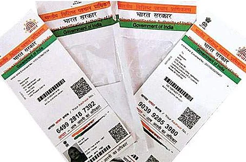 ஆதார் உடன் பான் இணைக்க வேண்டும் தவறினால் ரூ.10,000 அபராதம்