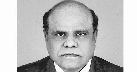 நீதிபதி கர்ணனுக்கு மனநல மருத்துவப் பரிசோதனை: உச்ச நீதிமன்றம் உத்தரவு