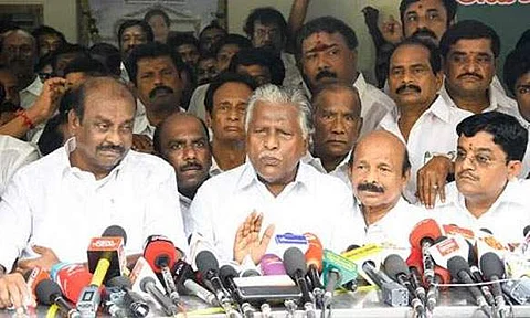 நாடு, மக்கள் நன்றாக இருக்க வேண்டும் என்பதற்காக நிபந்தனை: கே.பி. முனுசாமி