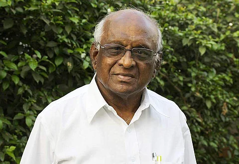 பரபரப்பாக வந்து விட்டு, பரபரப்பாக போய் விடுகிறார்கள் - எஸ்.பி.முத்துராமன்